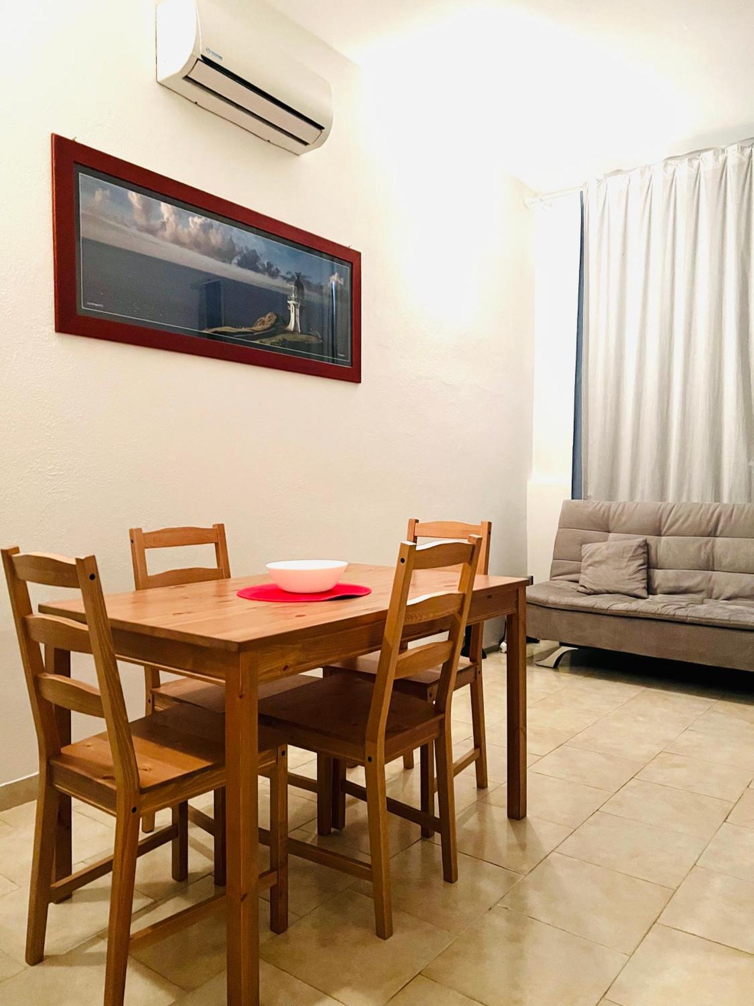 Apartamento For 6 Peaple Close To The Red Metro