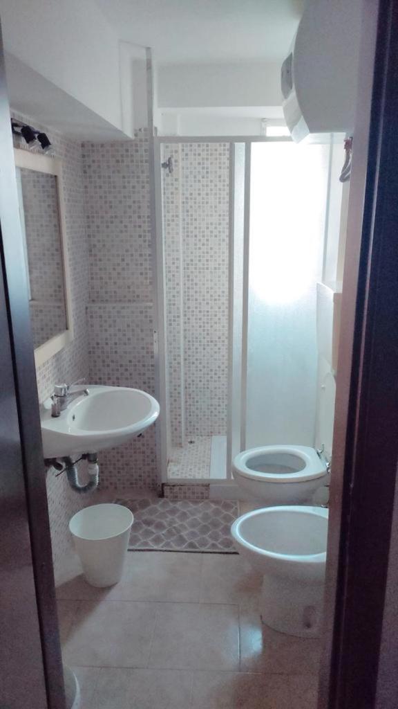 For 6 Peaple Close To The Red Metro Apartamento